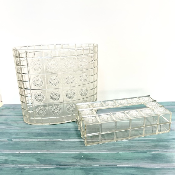 Mid Century Lucite Trash can and Tissue Box - Picture 8 of 8